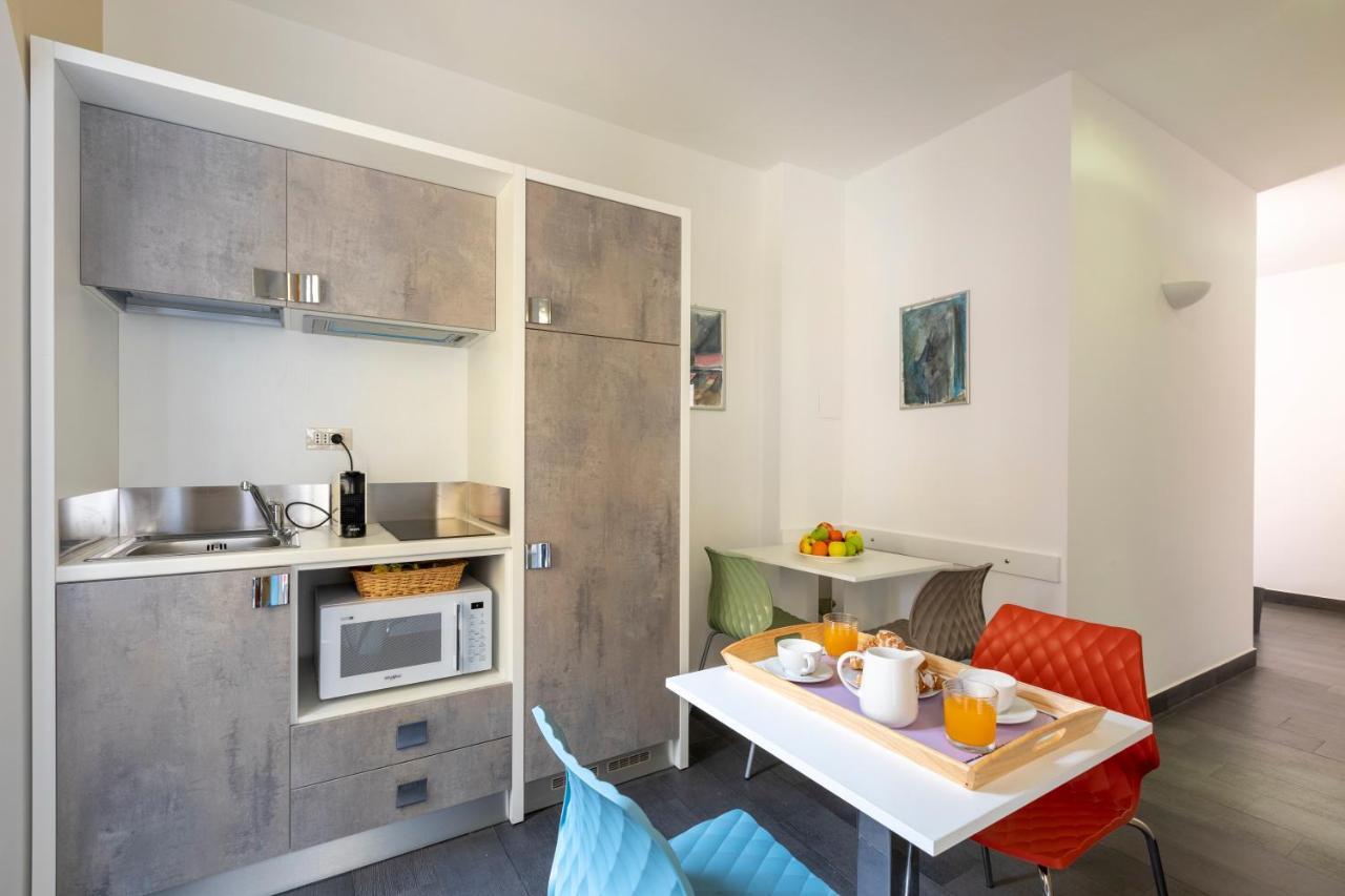 La Riviere Guesthouse Trastevere โรม ภายนอก รูปภาพ