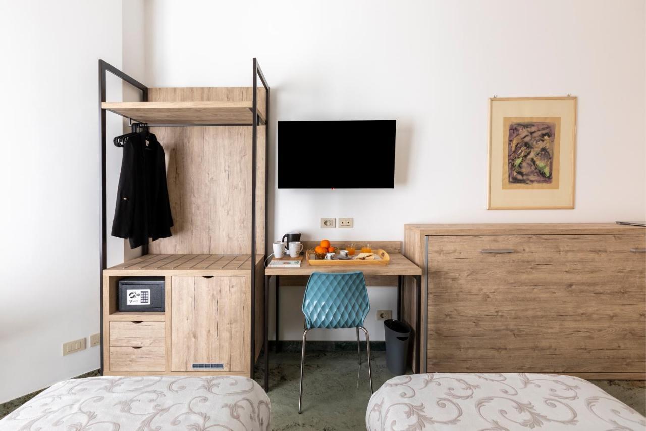 La Riviere Guesthouse Trastevere โรม ภายนอก รูปภาพ