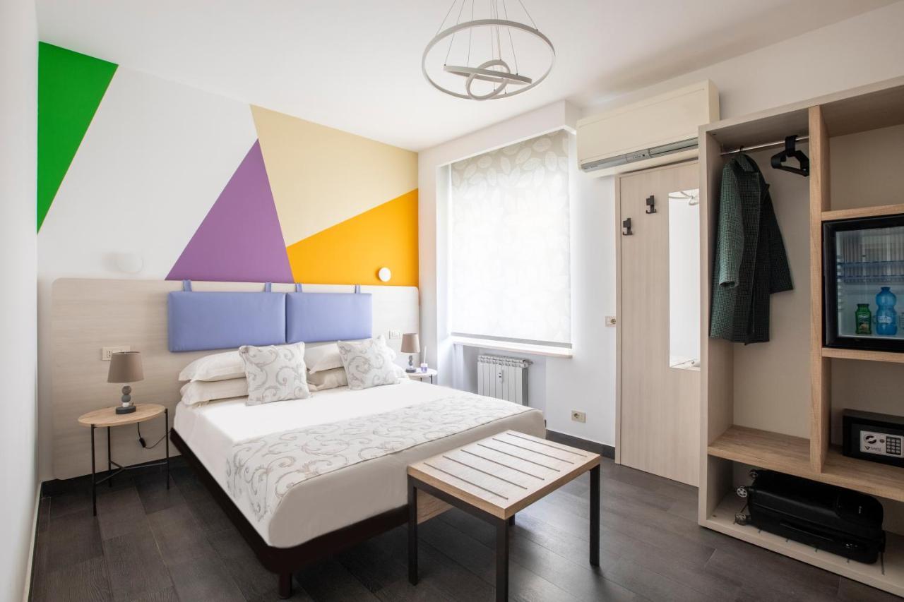 La Riviere Guesthouse Trastevere โรม ภายนอก รูปภาพ